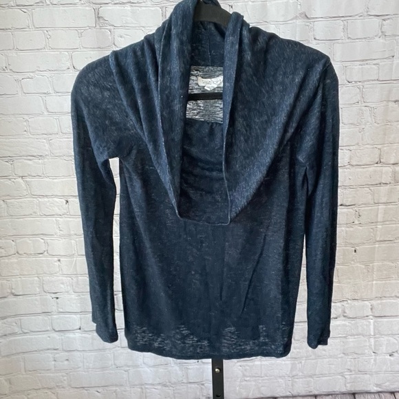 Velvet by Graham Spencer Cowl Neck Blue Knit Top Size Small - Picture 1 of 4